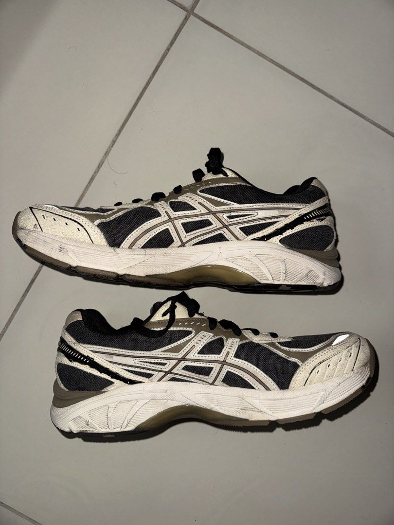 Asics GT-2160 Imperfection (Category: Casual Shoes) located in Manila. Submitted by knsly_ (Listing ID 1459581739, Image 3). Description: .