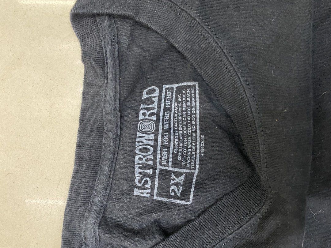 ASTROWORLD TRAVIS SCOTT TOUR SHIRT (Category: Tshirts & Polo Shirts ) located in Manila. Submitted by ercmrsmam (Listing ID 1459638335, Image 3). Description: ASTROWORLD TOUR SHIRT W27.5 L31 Hairlines Color may vary due to lighting Need wash Dm if interested 📩 will be posted on my carousell acc⬇️ Check out ercmrsmam listings on #Carousell: https://carousell.app.link/mu0SnqUHP3b 📍baclaran paranaque metro manila 🛵jnt/lalamove courier 💵 mop: gca