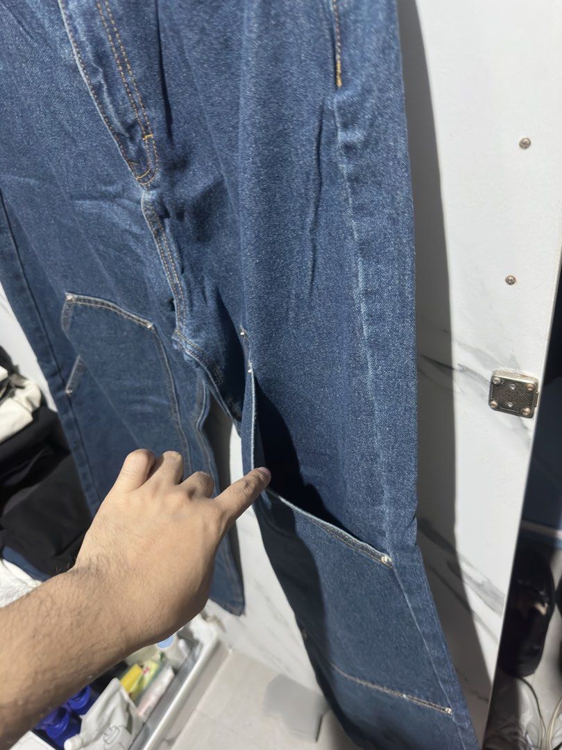 Avandress Denim Jeans Size M (Category: Jeans) located in Baguio. Submitted by miss_misery (Listing ID 1459653183, Image 3). Description: - Brand: Avandress - Color: Dark Wash Denim - Size: M - Unique double-pocket design on the front - Fit: Straight leg - Closure: Button and zip - Ideal for: Casual wear.