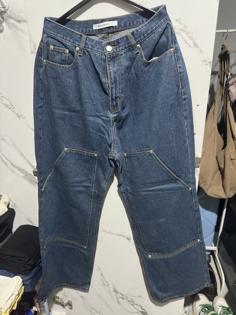 Avandress Denim Jeans Size M (Category: Jeans) located in Baguio. Submitted by miss_misery (Listing ID 1459653183, Image 1). Description: - Brand: Avandress - Color: Dark Wash Denim - Size: M - Unique double-pocket design on the front - Fit: Straight leg - Closure: Button and zip - Ideal for: Casual wear.