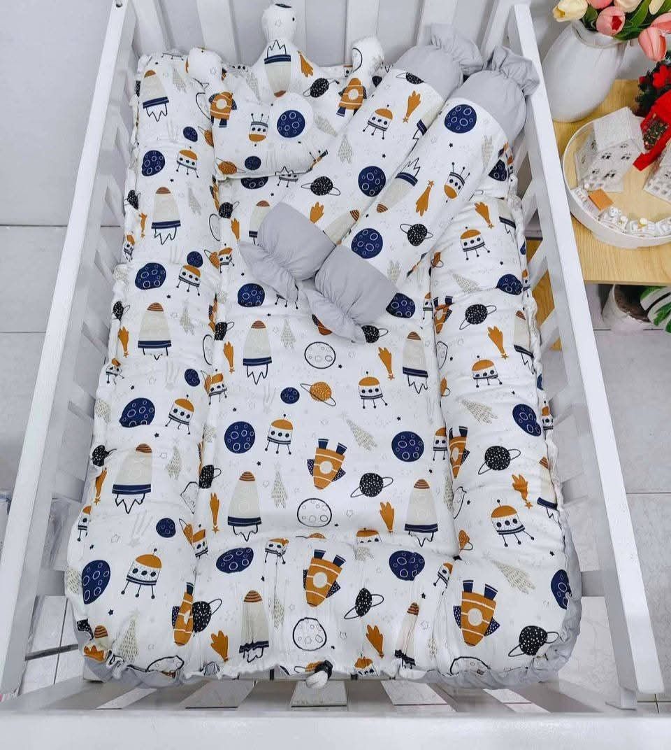 Baby nest set (Category: Maternity Care) located in Manila. Submitted by raredeer-4deb4e (Listing ID 1459650377, Image 2). Description: BABY NEST US COTTON FABRIC REVERSIBLE/ ADJUSTABLE ❤️ CO SLEEPER BEDDING.