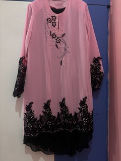 (Category: ) located in . Submitted by rosee.wardrobe (Listing ID 1459648044, Image 1). Description: .