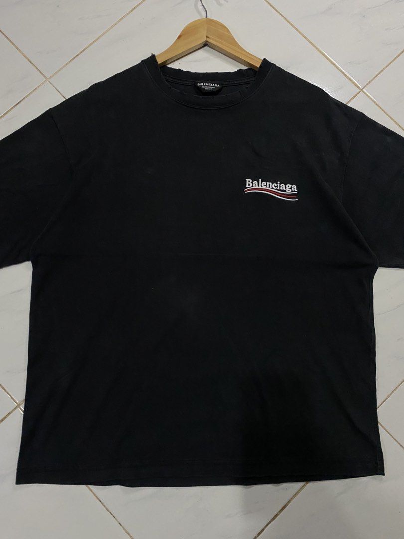 BALENCIAGA CAMPAIGN EMBROID DISTRESS (Category: Luxury Apparel) located in Rizal. Submitted by thrift.cartel (Listing ID 1459662982, Image 2). Description: DISTRESS/SIRASIRA.