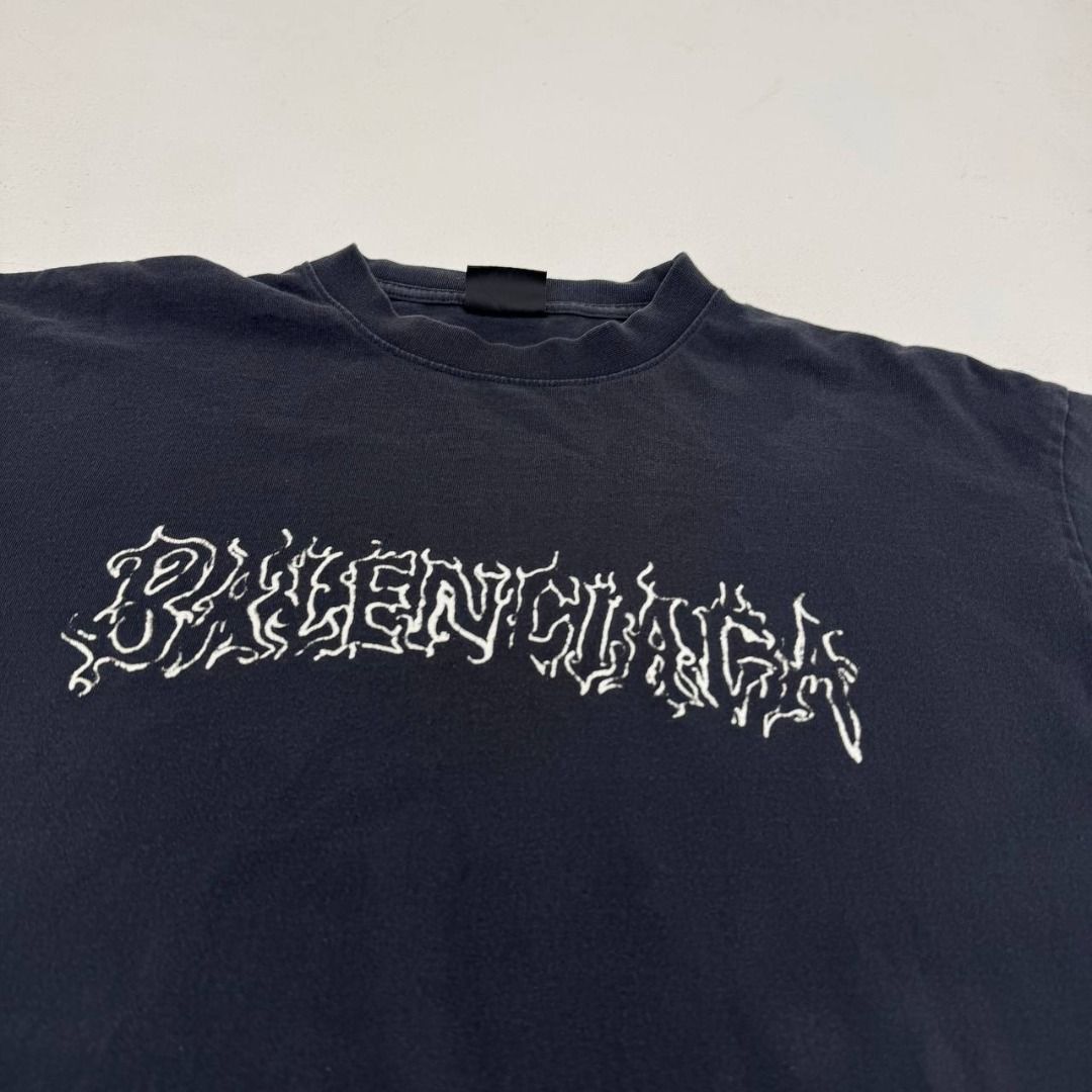 Balenciaga Metal outline logo tee (Category: Luxury Apparel) located in Quezon City. Submitted by johnpaulperezzz (Listing ID 1459547736, Image 3). Description: NAME: Balenciaga Metal outline logo tee COLOR: Black SIZE: Small on tag FIT: Large Dimension: Width: 23 Length: 30 Shoulder: 21 Sleeves: 9 Hem: 23 CONDITION: 8/10 ISSUE: -sweat stain at the back PRICE: 9k .