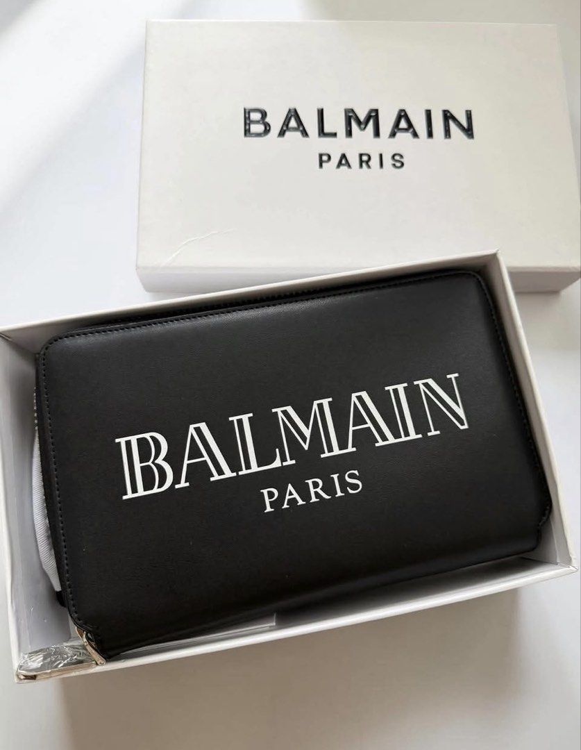 Balmain Double Zip Wallet (Category: Wallets & Card Holders) located in Manila. Submitted by stopshop26 (Listing ID 1459535554, Image 2). Description: Balmain Double Zip Wallet Brand new and original Onhand and ready to ship Kasya ang pro max.