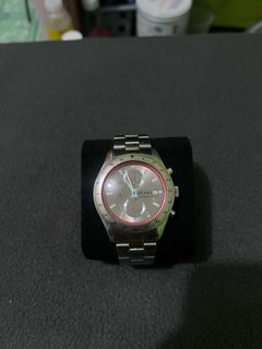 (Category: ) located in . Submitted by jbok_watches. (Listing ID 1459634975, Image 1). Description: .