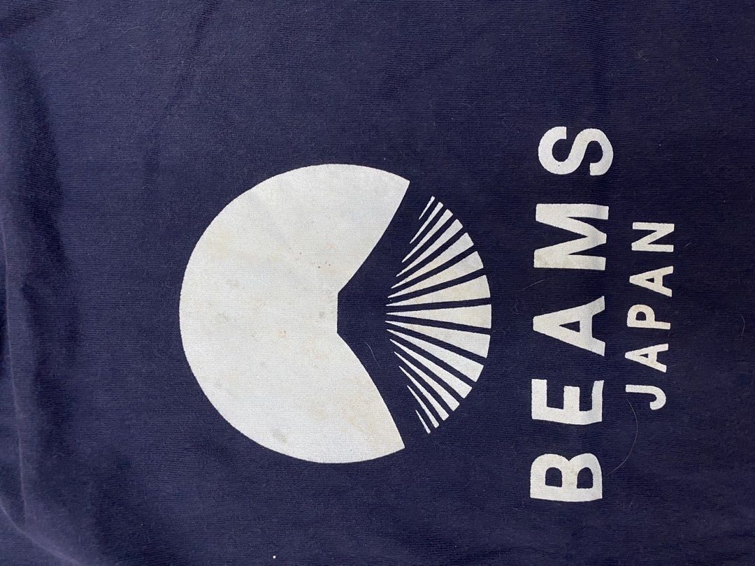 Beams japan tshirt (Category: Tshirts & Polo Shirts ) located in Manila. Submitted by ercmrsmam (Listing ID 1459636993, Image 3). Description: BEAMS JAPAN SHIRT W23.5 L29 Minimal sign of usage on neckline Stain of print Color may vary due to lighting Need wash Dm if interested 📩 will be posted on my carousell acc⬇️ Check out ercmrsmam listings on #Carousell: https://carousell.app.link/mu0SnqUHP3b 📍baclaran paranaque metro manila 🛵jnt/lalamove 