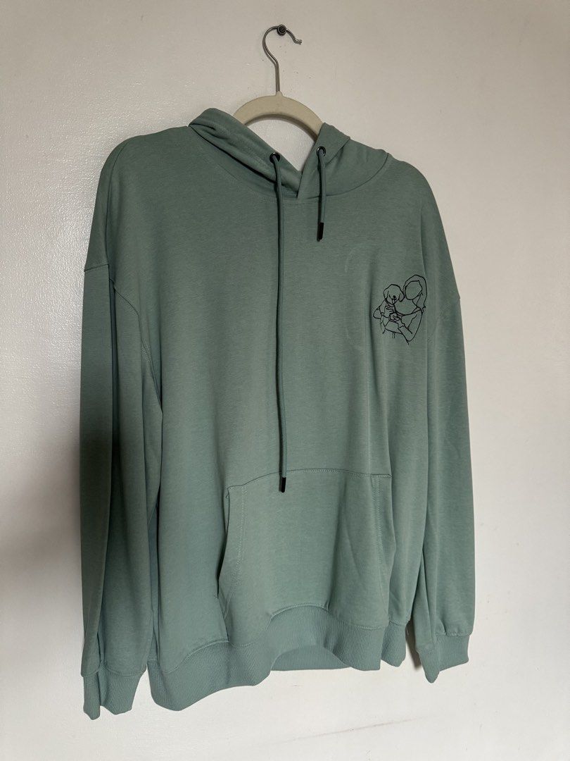 Ben & Bart hoodie (Category: Hoodies) located in Paranaque City. Submitted by closetanghelita (Listing ID 1459559898, Image 1). Description: Brand new with tags Size L-XL (oversized fit) When worn posted With dog design.