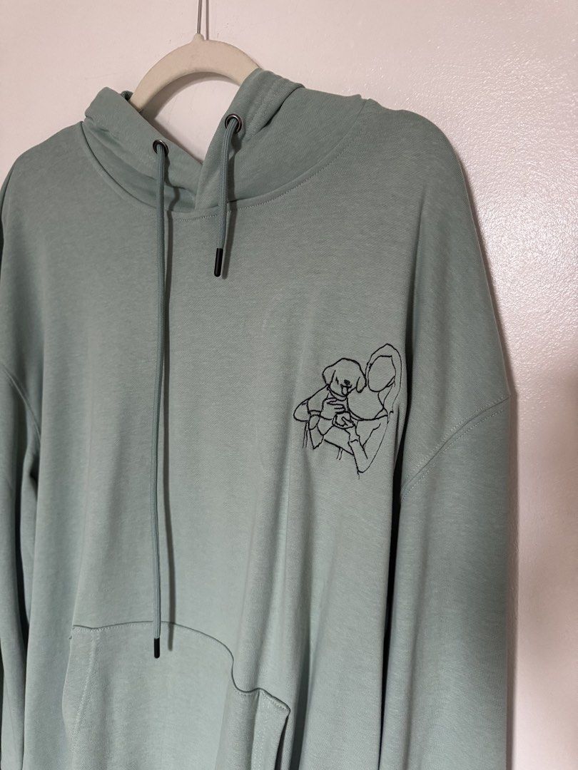 Ben & Bart hoodie (Category: Hoodies) located in Paranaque City. Submitted by closetanghelita (Listing ID 1459559898, Image 2). Description: Brand new with tags Size L-XL (oversized fit) When worn posted With dog design.
