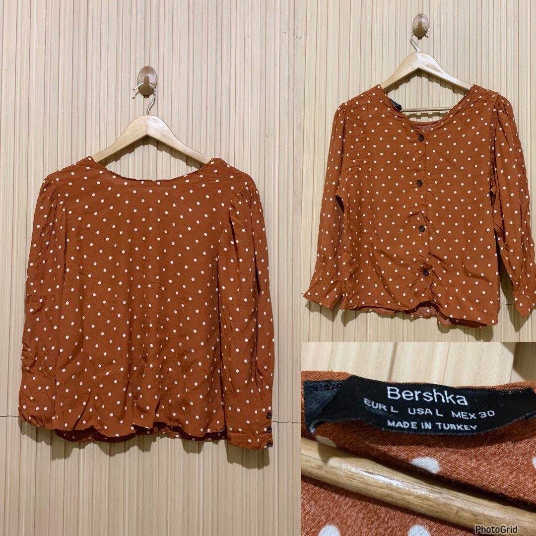 Bershka top (Category: Blouses) located in Koronadal. Submitted by gstyledforless (Listing ID 1459604605, Image 1). Description: .