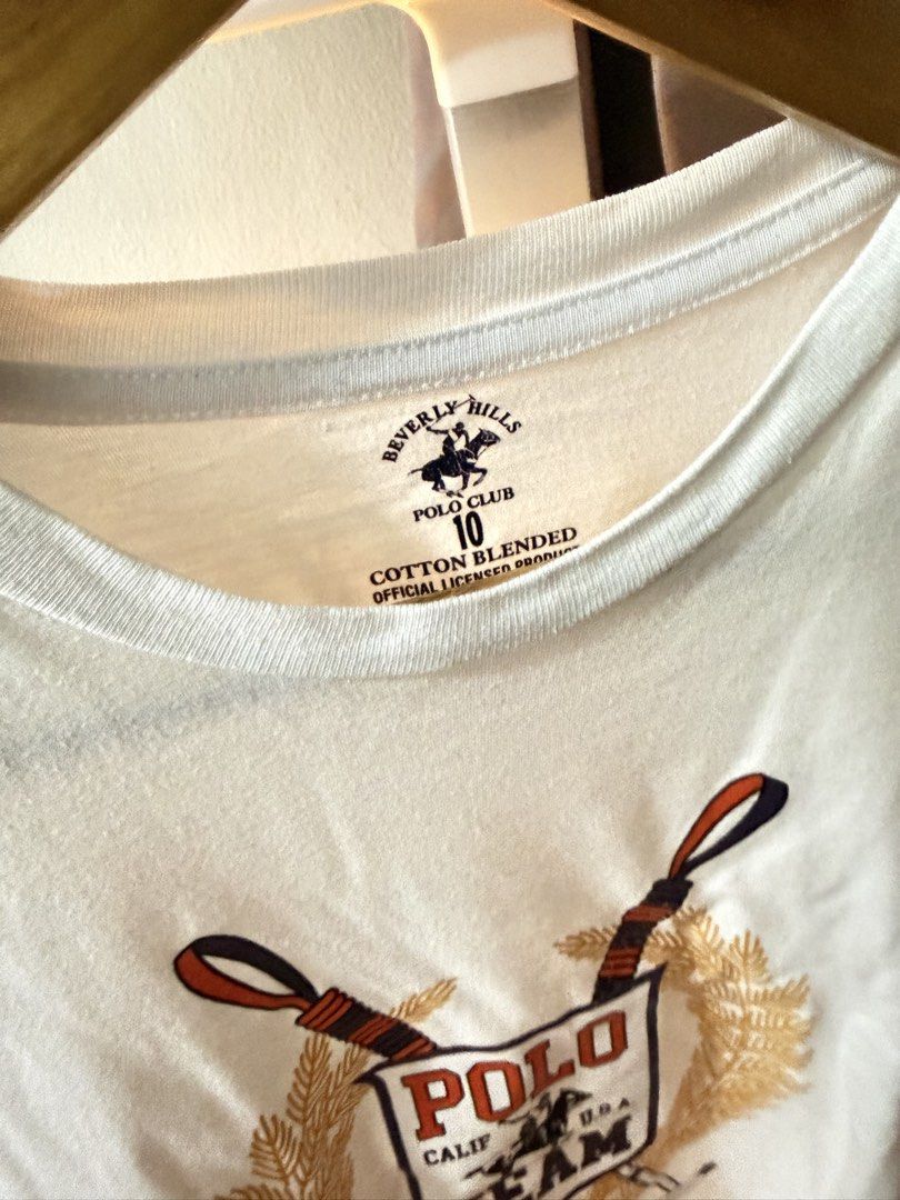 Beverly Hills Polo White Shirt (Category: Babies & Kids Fashion) located in Quezon City. Submitted by yaniiiiuy (Listing ID 1459650291, Image 2). Description: preloved 8-10 yrs old Minimal lints but still good no issue nego.