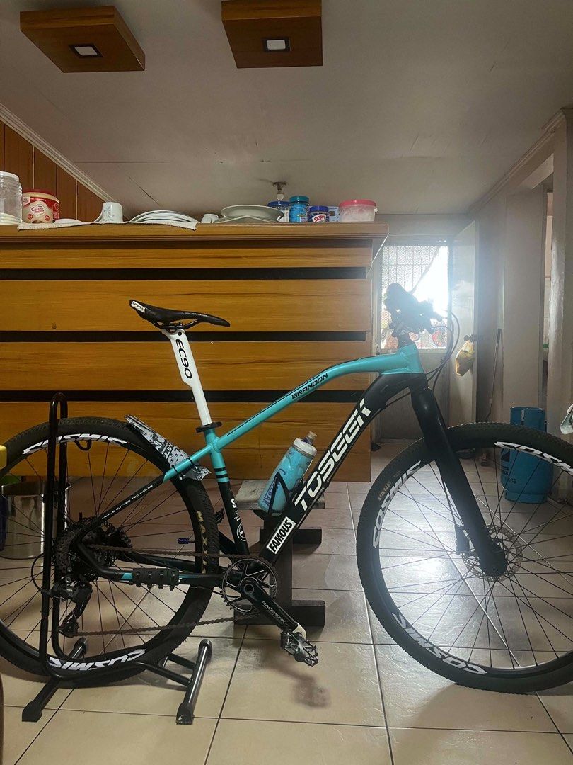 Bicycle TOSEEK MOUNTAIN BIKE (Category: Bicycles) located in Bacolor. Submitted by emjei03 (Listing ID 1459520465, Image 1). Description: TOSEEK MOUNTAIN BIKE HANDLE BAR - weapon STEM - weapon REAR SHOCK -weapon (carbon) SEAT POST - EC90 (carbon) SADDLE - la bici TIRES - MAXXIS CHAIN RING - racework CRANK ARM - racework BOTTLE WATER -camelbak.