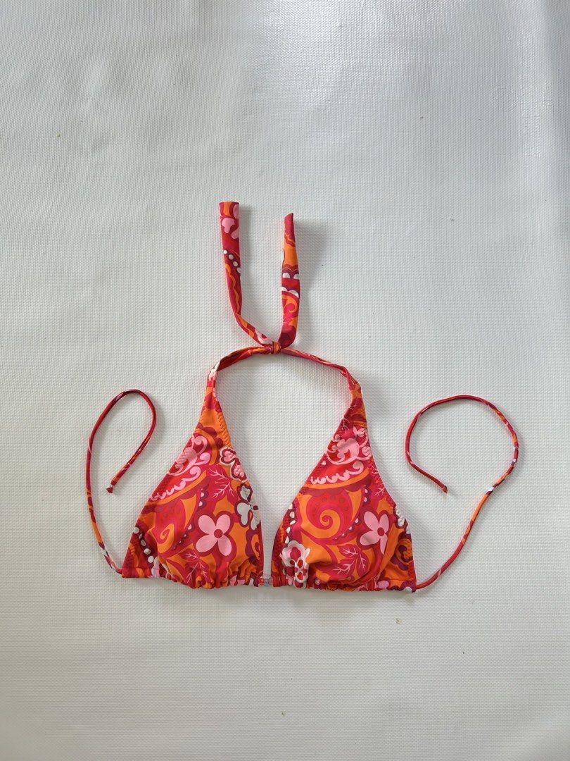 bikini tops for sale! (Category: Sleeveless) located in Bacolod City. Submitted by helpmedeclutter____tf (Listing ID 1459508617, Image 1). Description: small to medium ₱150 each no flaws mop: bpi/gotyme.