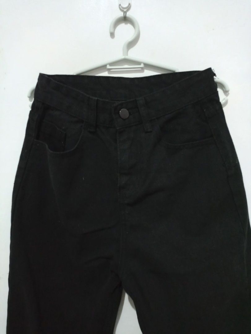 Black High-Waisted Straight Leg Pants (Category: Jeans) located in Batangas. Submitted by endinguponline (Listing ID 1459543040, Image 2). Description: Item: Black High-Waisted Straight Leg Pants Brand: N/A Condition: Used - Good Flaws: Some snags in left knee (last pics) Size (measure tape): waist 25, length 39.5 Best Fit: Small - Medium — RFS: Decluttering Seller Location: Batangas Mode of Payment: GCash, Maya, Bank transfer Mode of Shipping: L