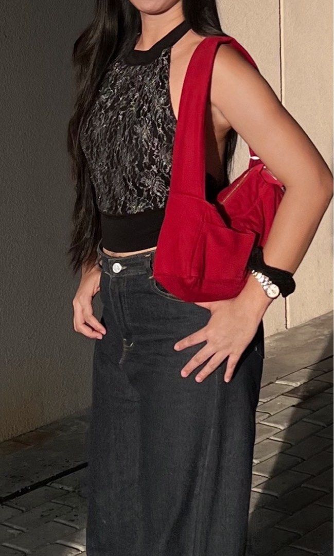 Black Lace Halter Top with Tie Neck (Category: Sleeveless) located in Imus. Submitted by niftees.eco (Listing ID 1459683190, Image 2). Description: S-M Used twice! bought in dubai .