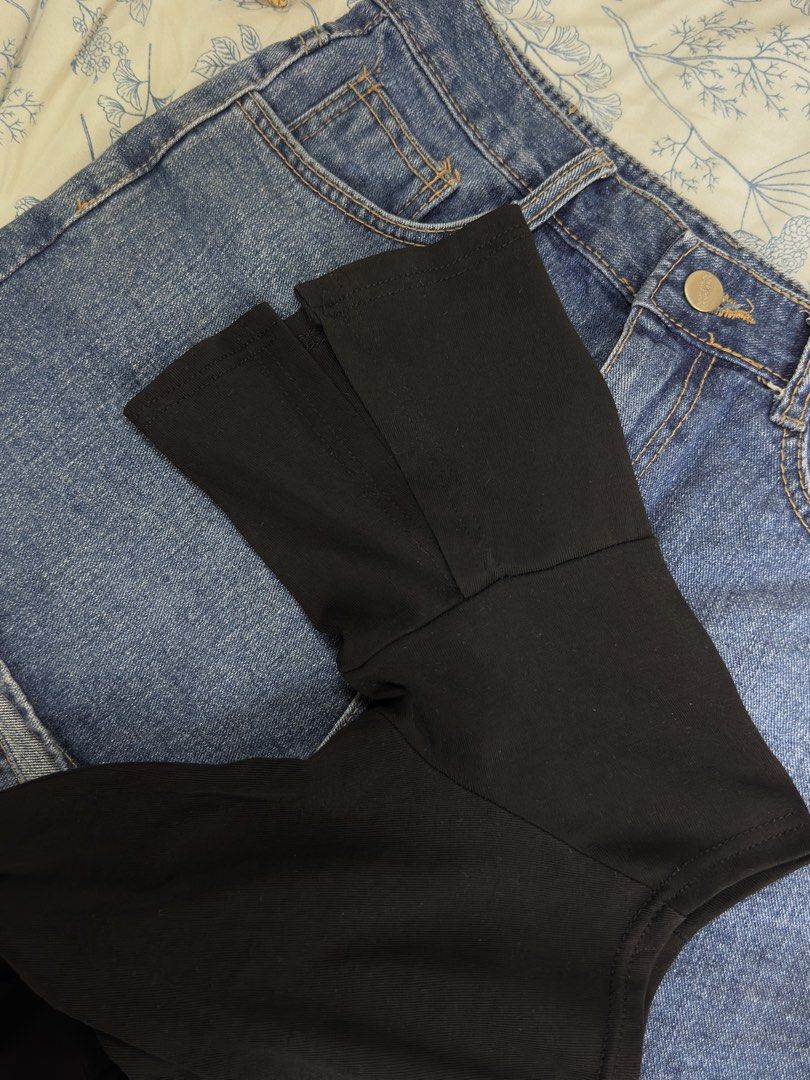Black Off-Shoulder Top (Category: Shirts) located in Cebu City. Submitted by mingscloset6767 (Listing ID 1459579193, Image 2). Description: size: small mop: gcash mod: j&t loc: cebu city .
