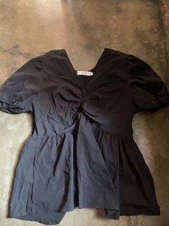 (Category: ) located in . Submitted by thriftbyfleur (Listing ID 1459507058, Image 1). Description: .
