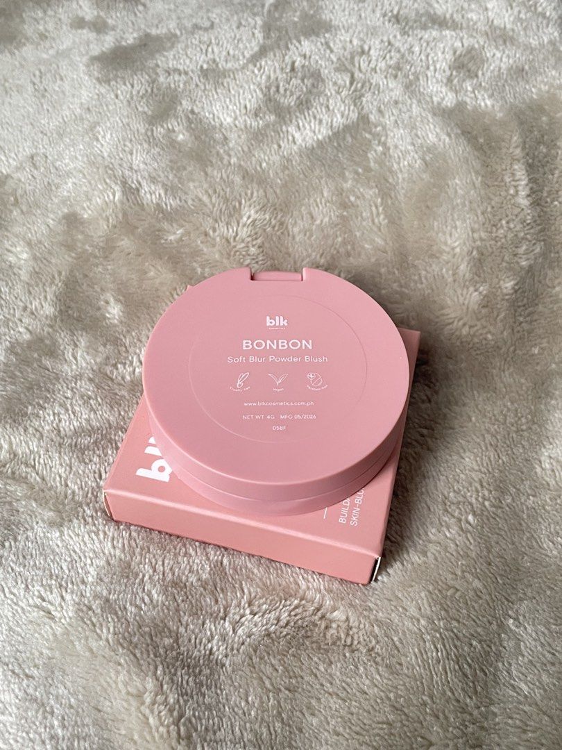 blk cosmetics BonBon Soft Blur Powder Blush (Category: Makeup) located in Quezon City. Submitted by fudge.brownies (Listing ID 1459620458, Image 2). Description: Soft Powder Blush - Bonbon Used once only to swatch RFS: not suited for my skin tone.