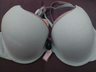 (Category: ) located in . Submitted by azeleza (Listing ID 1459577775, Image 1). Description: .