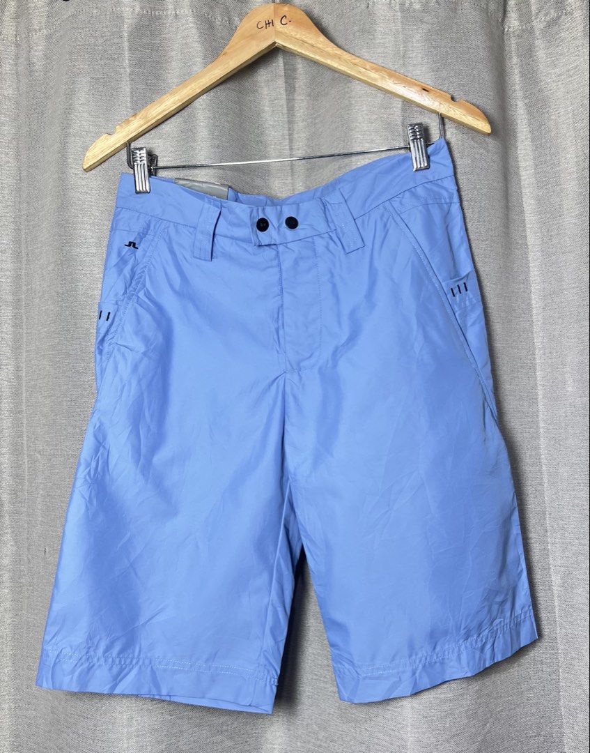 Brandnew JLINDEBERG golf short! (Category: Activewear) located in General Trias. Submitted by luxfinds2019 (Listing ID 1459601981, Image 2). Description: Brandnew Jlindeberg Golf short! 750 shipped only With tag Size 27-28.5 21.5 length Cut tag but original 💯 No hidden issue Loc laguna Pm.
