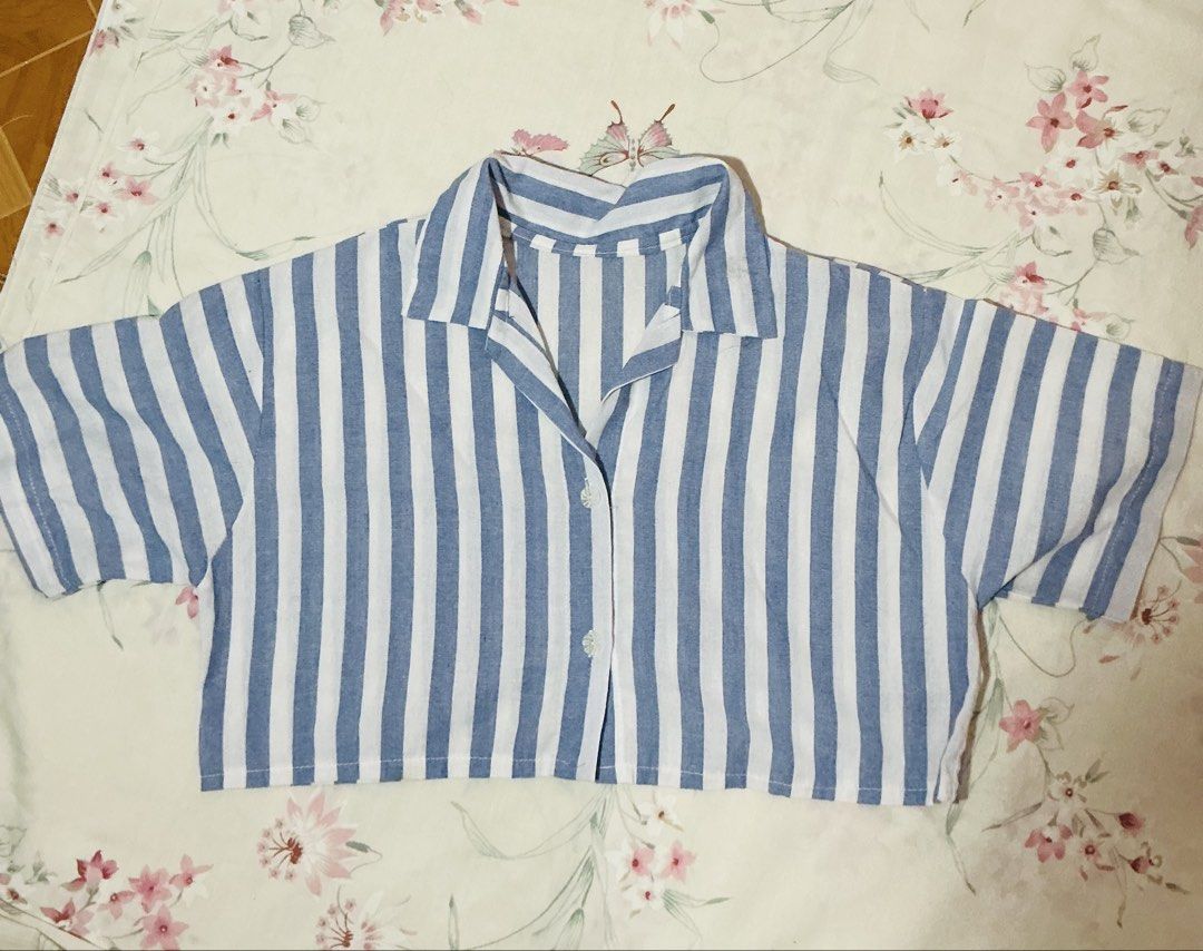 Bundle of 4 Tops (Take all) (Category: Others Tops) located in Manila. Submitted by swen__383 (Listing ID 1459502254, Image 2). Description: - Bundle of 4 women's clothing items perfect for summer. - Includes: - White tie-front top with ruffled sleeves - White off-shoulder top with tie details - Blue and white striped cropped shirt - White and blue blouse.