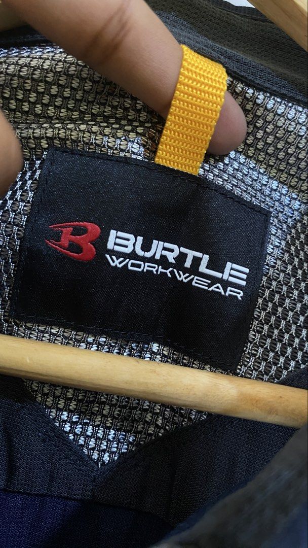 BURTLE WORKWEAR Technical Polo (Category: Coats, Jackets and Outerwear) located in Tacurong. Submitted by styledtwice1999 (Listing ID 1459534605, Image 3). Description: 🔥Authentic BURTLE WORKWEAR Technical Shirt - Navy Blue Condition: Excellent, very clean with NO FLAWS AT ALL Color: Deep Navy BlueKey Features: Authentic BURTLE branding with premium silver mesh cooling interior lining.Secure snap-button front closure.Asymmetrical chest storage (