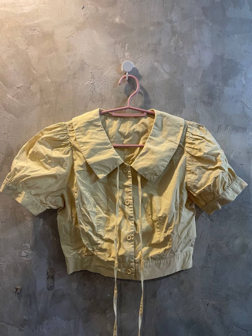 Butter Yellow Puff-Sleeve Cropped Blouse (Category: Blouses) located in Cavite. Submitted by topcheers (Listing ID 1459547690, Image 3). Description: 🌼 Butter Yellow Puff-Sleeve Cropped Blouse 🌼 📏 Size: Small ✅ Condition: 9/10 – Good Condition ✨ Details: Sweet butter yellow blouse in a soft, crisp fabric — fresh and cheerful for any casual day Oversized wide lapel collar (sailor/Peter Pan-inspired) for a charming, vintage-cute aesthetic Dainty