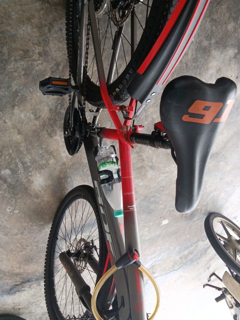 Bycle (Category: Bicycles) located in Johor Bahru. Submitted by vendhanko (Listing ID 1459519113, Image 3). Description: few moth back only buy, looks new ,.