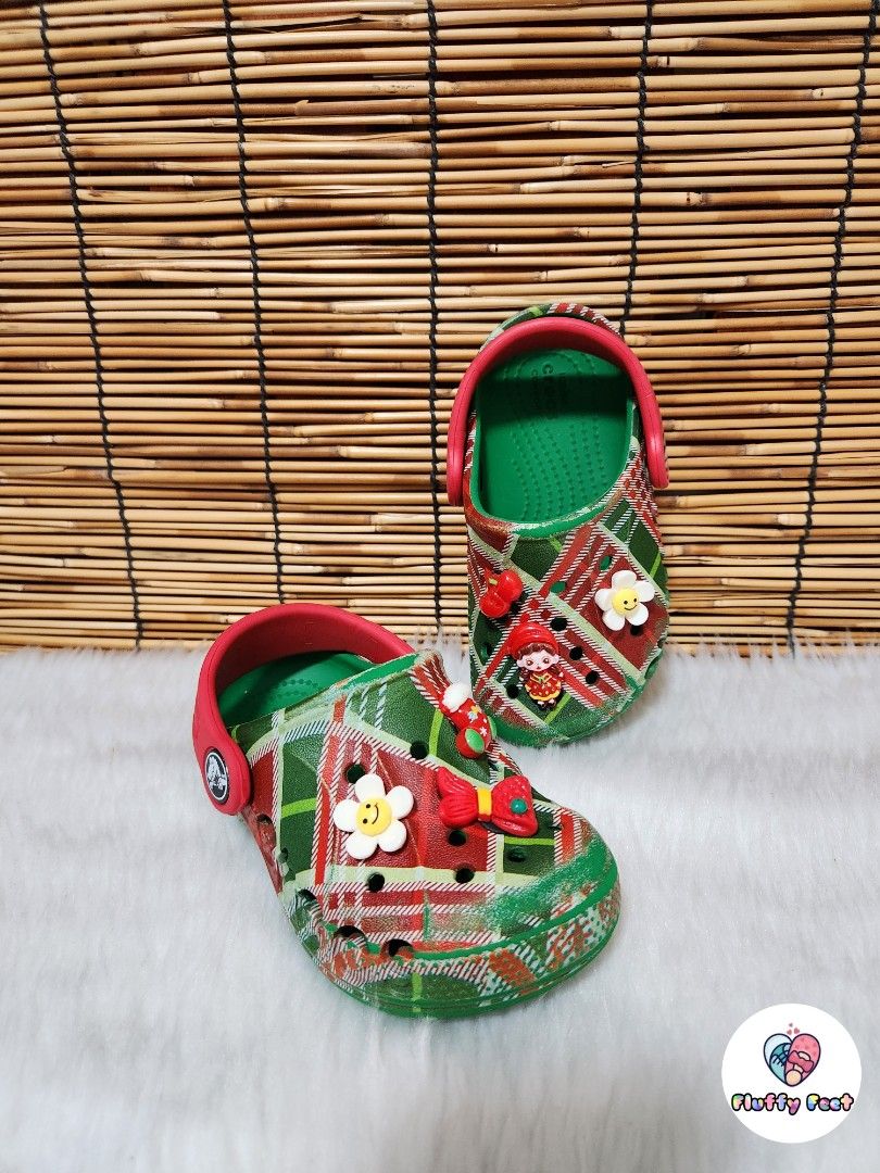 C7- Preloved Original Crocs for Kids (Category: Babies & Kids Fashion) located in Navotas City. Submitted by FluffyFeet (Listing ID 1459573472, Image 2). Description: NEW ARRIVAL❗️ This is a PRELOVED ORIGINAL CROCS FOR KIDS❗️❗️ Please manage your expectations ❤️ 📌Strictly MINE NOW, PAY NOW ONLY❗️ (Unless suki na po na maayos kausap at iwas cancellation) 📌You may ask for other photos before placing order/s STRICTLY NO RETURN, NO EXCHANGE UNLESS 