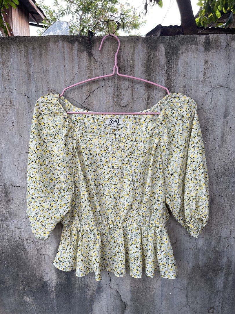 C&A FASHION BLOUSE (Category: Blouses) located in Davao. Submitted by supersulitukay_jenny (Listing ID 1459580461, Image 1). Description: 🦋SIZE:LARGE •GOOD AS NEW CONDITION 🏷️170 ADDSHIPPING FEE 💌DM💌.
