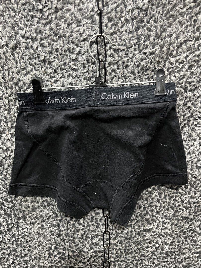 Calvin Klein Inner Short | Size S (Category: Shorts) located in General Trias. Submitted by z_rchustlin.4 (Listing ID 1459618911, Image 3). Description: .