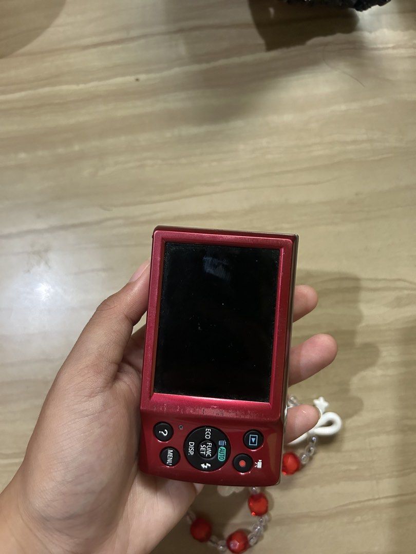 Canon Ixus 160 (Category: Cameras) located in Abucay. Submitted by feli___ (Listing ID 1459501601, Image 3). Description: Canon Ixus 160 Brought for 10k this june Honest issue:body scratch lang ng konti Rfs:Willing to buy DSLR Camera bilhin nyo na pls.