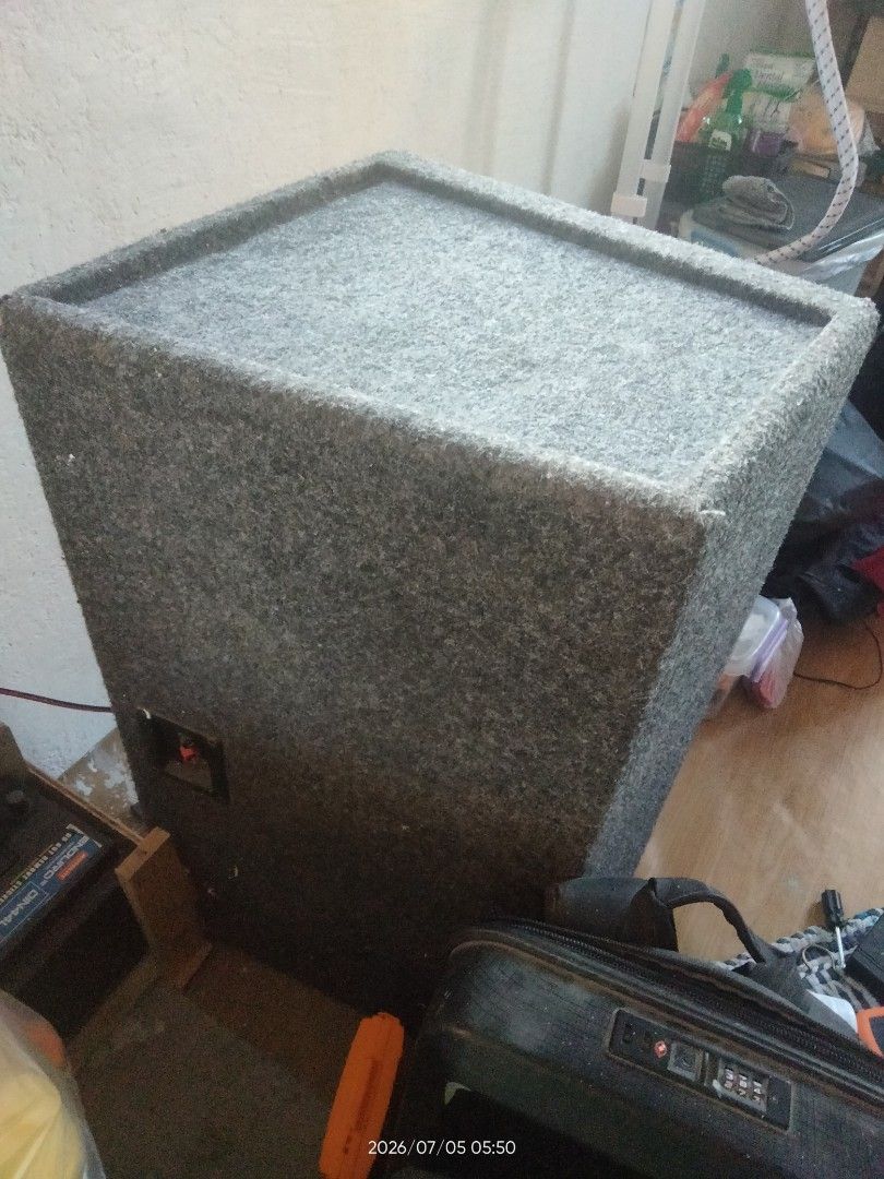 car speaker (brand Kicker) (Category: Audio, Video, Alarm and other Electronic Accessories) located in Rizal. Submitted by hernanpugi (Listing ID 1459598338, Image 3). Description: 1 x 1.5 x 3 ft from my car i do not need speaker.