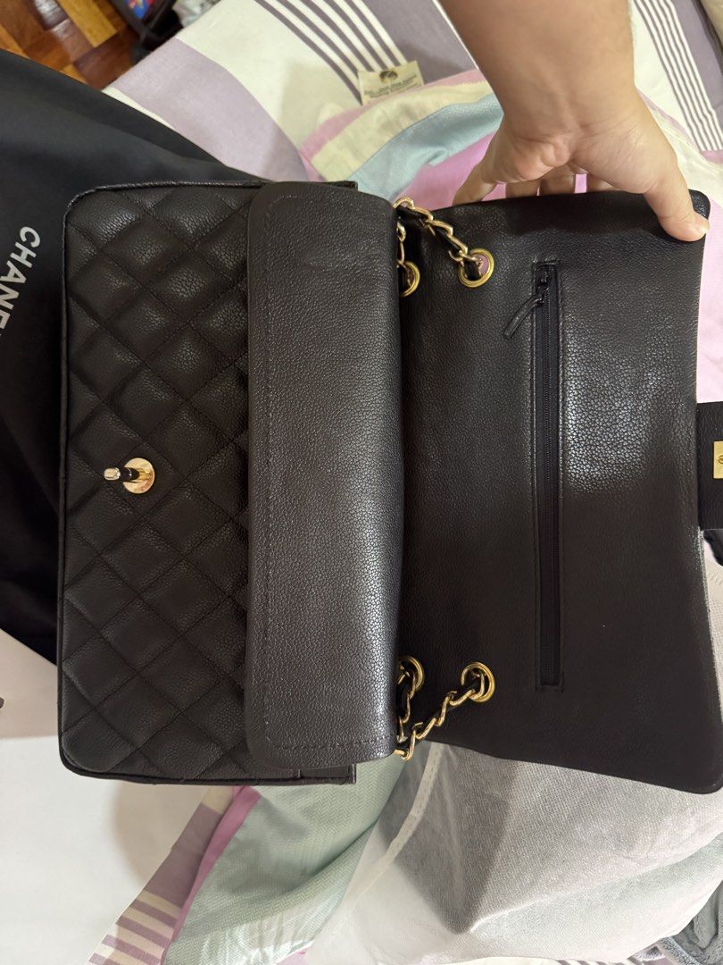 CC clutch leather crossbody bag (Category: Cross-body Bags) located in Quezon City. Submitted by car.caldb (Listing ID 1459656840, Image 2). Description: Classic double flap Can send more pictures NGA.