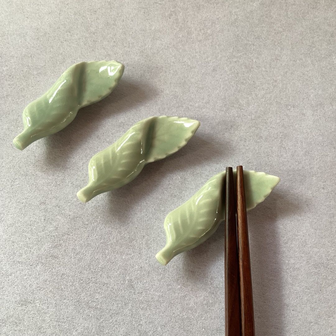 Celadon Leaves Chopsticks Rests (Category: Other Kitchenware & Tableware) located in Davao. Submitted by eclectic1925 (Listing ID 1459655768, Image 2). Description: Php65 each (3 available) Celadon Leaves Chopsticks Rests Please REVIEW PHOTOS We use 100% repurposed packaging materials SF starts at Php70 via Flash Express First to pay.