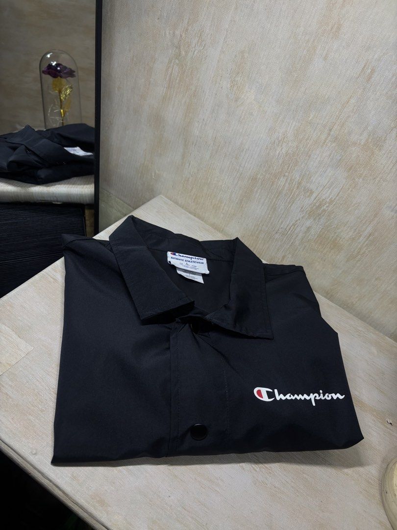 CHAMPION CLASSIC COACH JACKET (Category: Coats, Jackets and Outerwear) located in Cabuyao City. Submitted by pormanation-thrift-store (Listing ID 1459687277, Image 2). Description: CHAMPION CLASSIC COACH JACKET Condition: LIKE NEW Color rate: 10/10 (PWEDE SA MASELAN) Size: LARGE Dimes: 25”Wx29”L Issue: NONE‼️ Price: 1500.