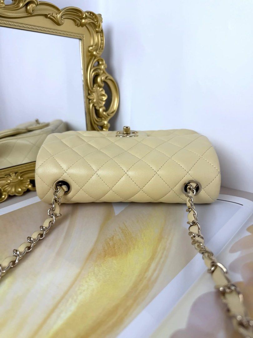 Chanel mini rectangular (Category: Bags & Wallets) located in Kuala Lumpur. Submitted by abigailtee93 (Listing ID 1459594577, Image 2). Description: .