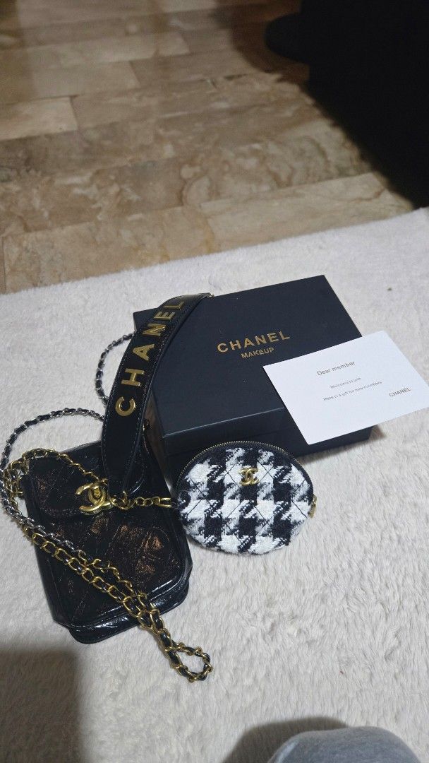 Chanel Phone Bag with Pouch and Box (Category: Luxury Bags & Wallets) located in Manila. Submitted by slouiserou10712 (Listing ID 1459598758, Image 2). Description: Selling my authentic GWP (gift with purchase) Chanel mini wrap/body bag with purse ❤️ Great condition Can fit pro max! OG box included ❤️ 4.9k only.