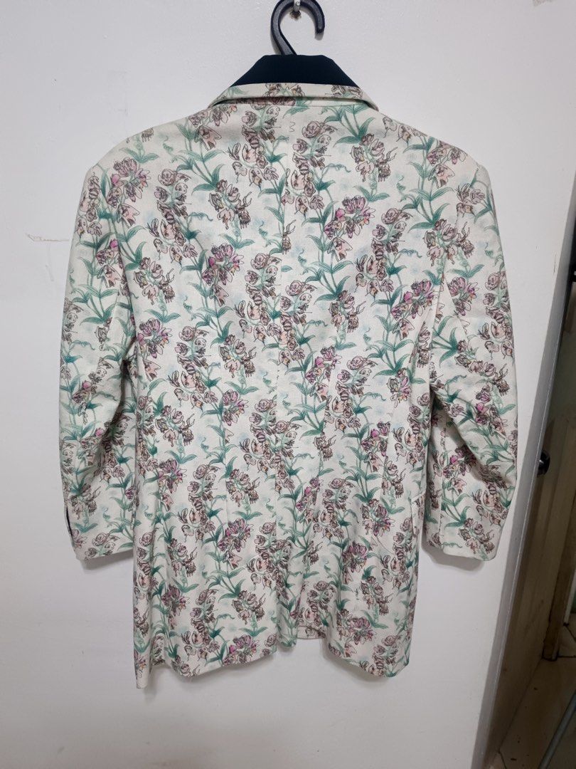 CHARLES JEFFREY LOVERBOY (Category: Coats, Jackets and Outerwear) located in Dasmarinas. Submitted by jessputrages (Listing ID 1459545323, Image 2). Description: For sale Charles Jeffrey Loverboy Excellent condition No issue 1k plus shipping fee Pm for more details.