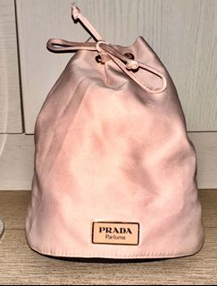 (Category: ) located in . Submitted by lilowearph (Listing ID 1459493751, Image 1). Description: .