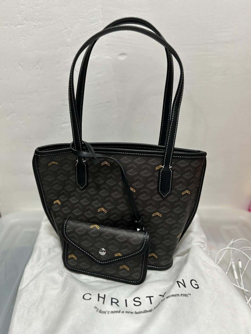 christy ng Russo mini (Category: Luxury Bags & Wallets) located in San Pablo. Submitted by anechka1823 (Listing ID 1459616614, Image 1). Description: twice lng nagamit.