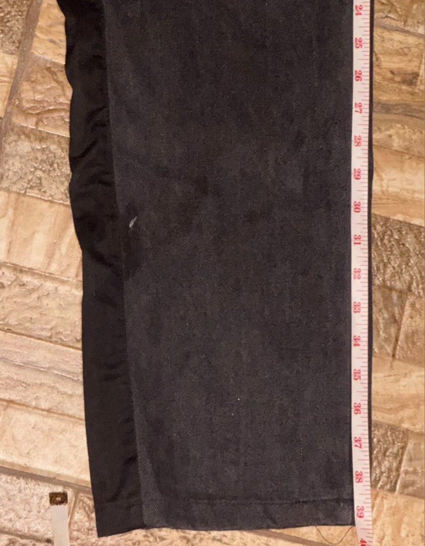 Chrome Hearts Black Plain Jeans Altered (Category: Jeans) located in Manila. Submitted by joshua_23_ (Listing ID 1459596608, Image 3). Description: Chrome Hearts Jeans, 1 patch, 36in waist 39in Length.