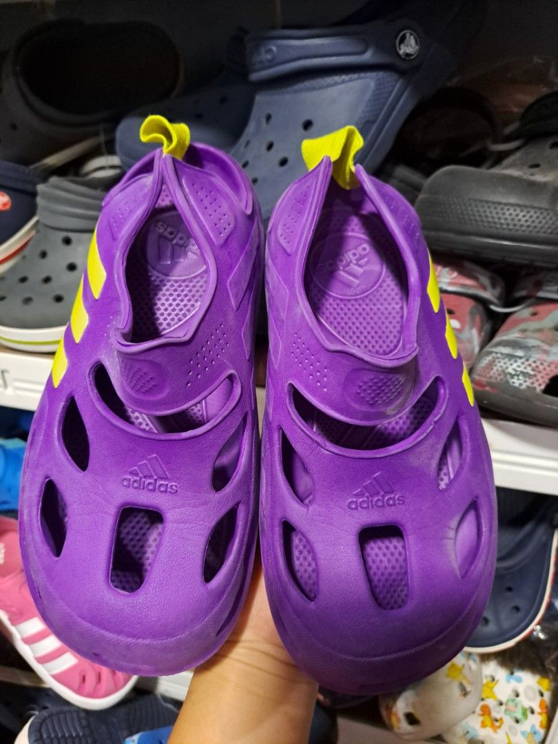 Cm19½,Original Adidas Varisol Sandals (Category: Babies & Kids Fashion) located in Quezon City. Submitted by kimlynandaya (Listing ID 1459617945, Image 1). Description: .