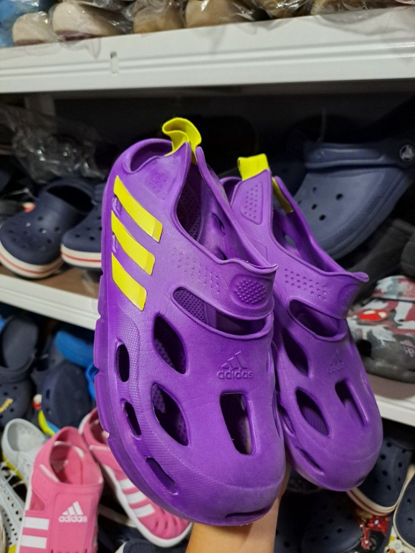 Cm19½,Original Adidas Varisol Sandals (Category: Babies & Kids Fashion) located in Quezon City. Submitted by kimlynandaya (Listing ID 1459617945, Image 2). Description: .