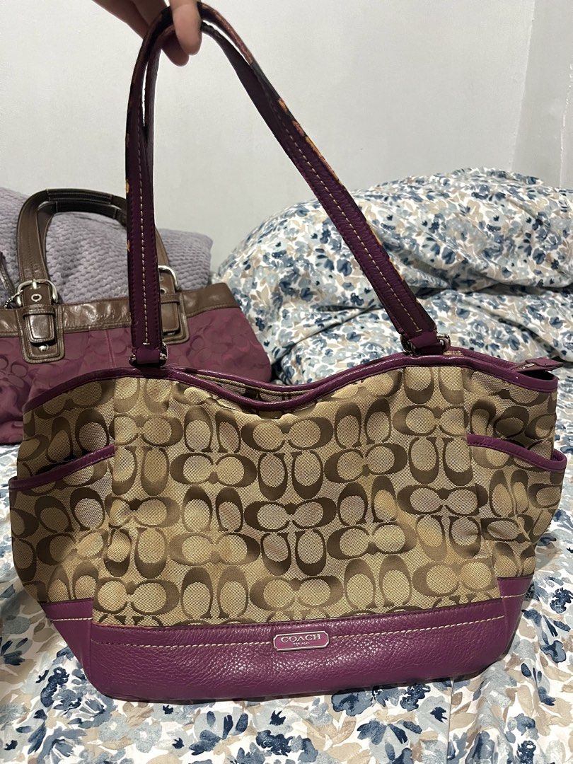 Coach authentic y2k brown and violet shoulder bag (Category: Shoulder Bags) located in Manila. Submitted by love_ashie (Listing ID 1459670165, Image 1). Description: For sale authentic coach bag with flaws but still good for everyday use Ykk zip and see more pics for flaws can do pickup/delivery around manila .