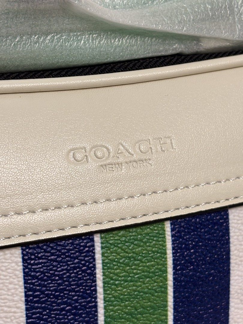 Coach Graham Camera Bag (Category: Belt bags, Clutches and Pouches) located in Manila. Submitted by bags_archived (Listing ID 1459675067, Image 2). Description: .