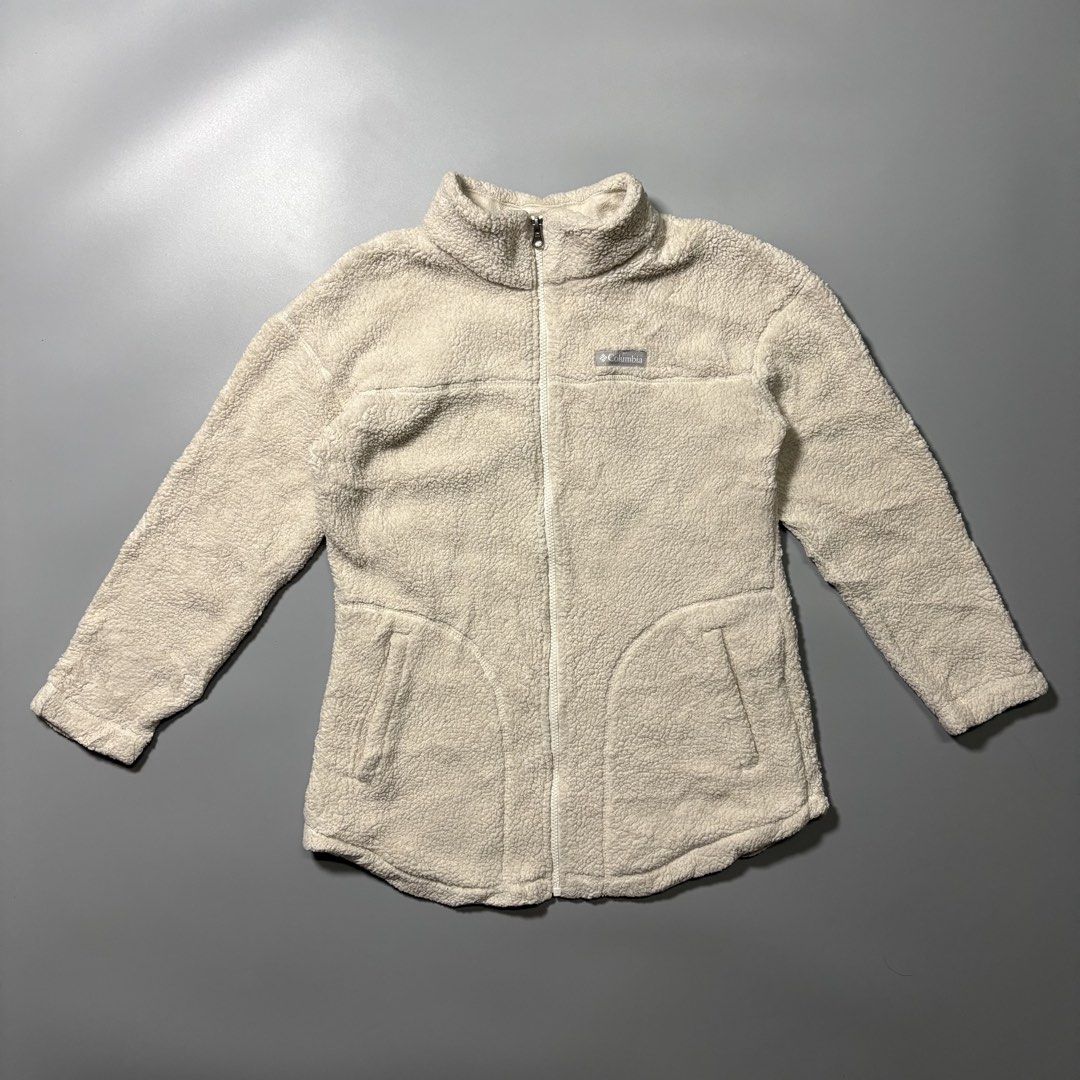 Columbia Fleece Jacket (Category: Coats, Jackets and Outerwear) located in Tayabas. Submitted by tayabaskartell (Listing ID 1459616677, Image 1). Description: .