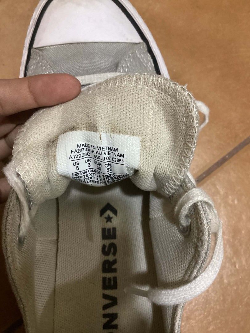 Converse Chuck Taylor All Star Lift (Category: Shoe inserts) located in Cebu City. Submitted by safedaze (Listing ID 1459646997, Image 1). Description: - Still in a very good condition - Size 5 US - Never been washed, which for shoe lovers you know 😉 (just needs to be wiped) - Less than a year old - Bought at SM City Cebu's Converse store - Reason for Selling: I have other shoes I can still use. PM for inquiries 🫶🏼.