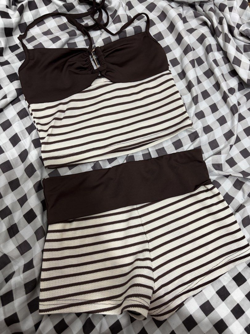 coords (Category: Sets or Coordinates) located in Manila. Submitted by jojimiller_10 (Listing ID 1459647187, Image 1). Description: coords perfect for beach (s-m) .