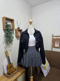 (Category: ) located in . Submitted by geesbox (Listing ID 1459564794, Image 1). Description: .